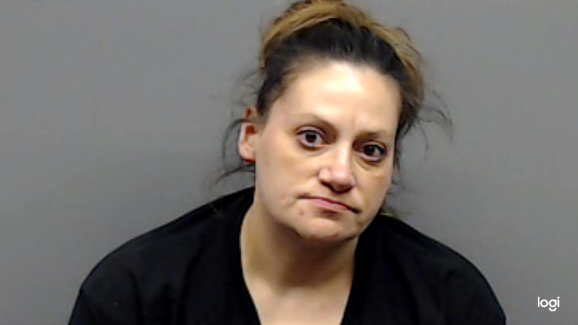 ROSS, AMBER DANIELLE arrested by Smith County SO/PD