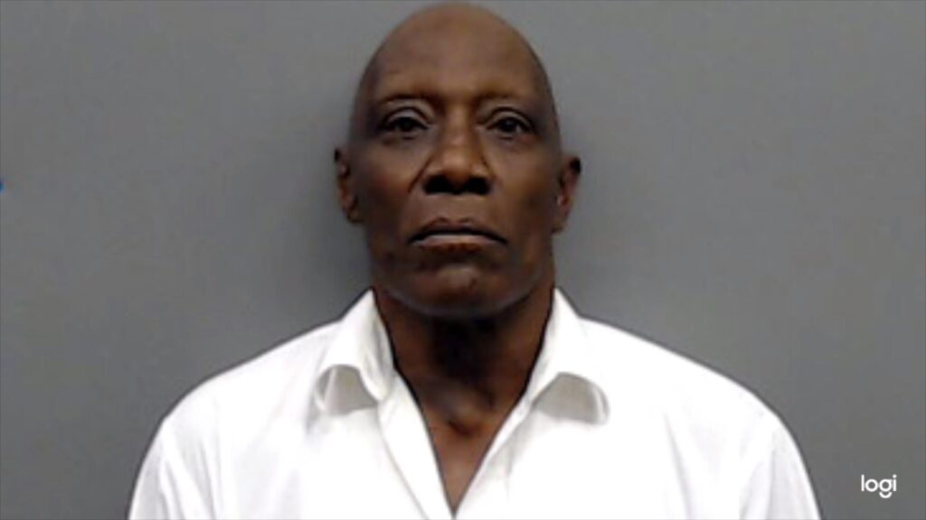 DAVIS, BENET FRED booking photo