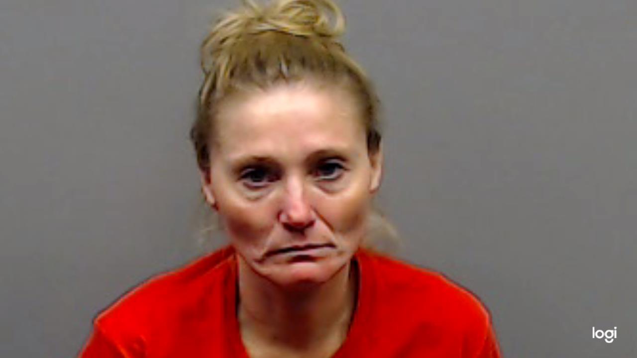 HUMPHRIES, AMBER NICOLE arrested by Smith County SO/PD