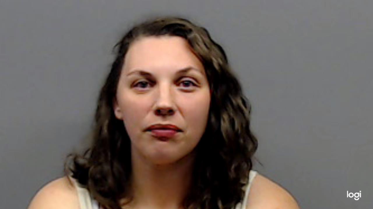 BAILEY, SHELBY LAUREN arrested by Smith County SO/PD