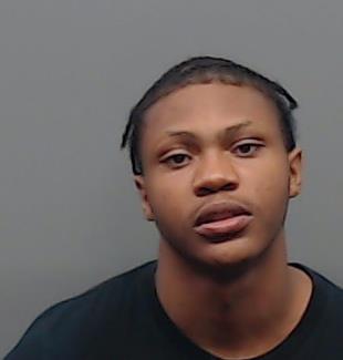 WARREN, TRAVIAN BENARD arrested by Smith County SO/PD
