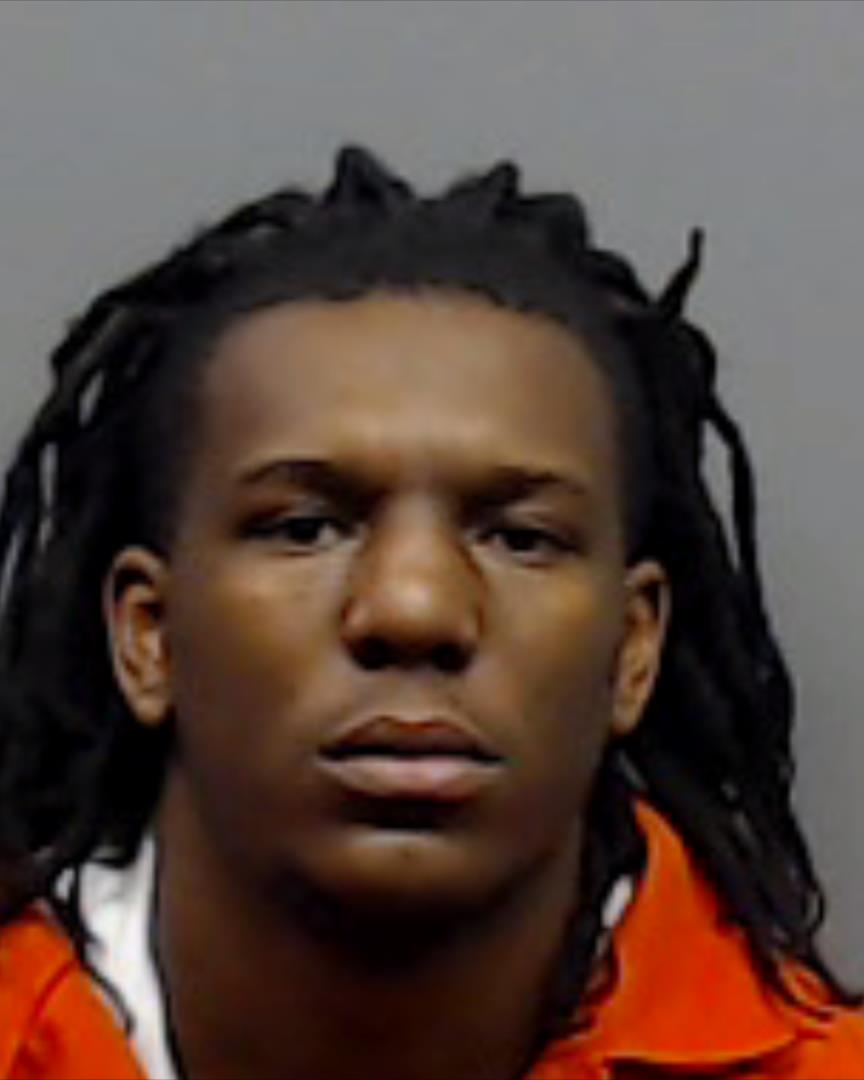 FIELDS, DEON LOUIS arrested by Smith County SO/PD