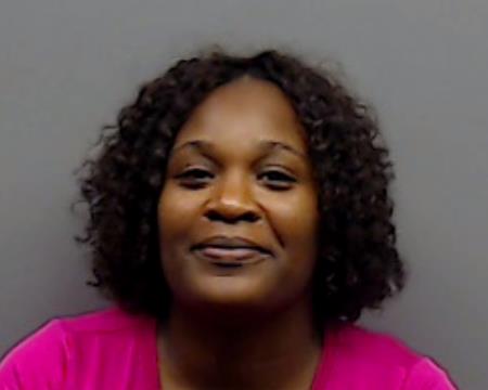 SEWELL, SHAKESHYA QUE YIA arrested by Smith County SO/PD