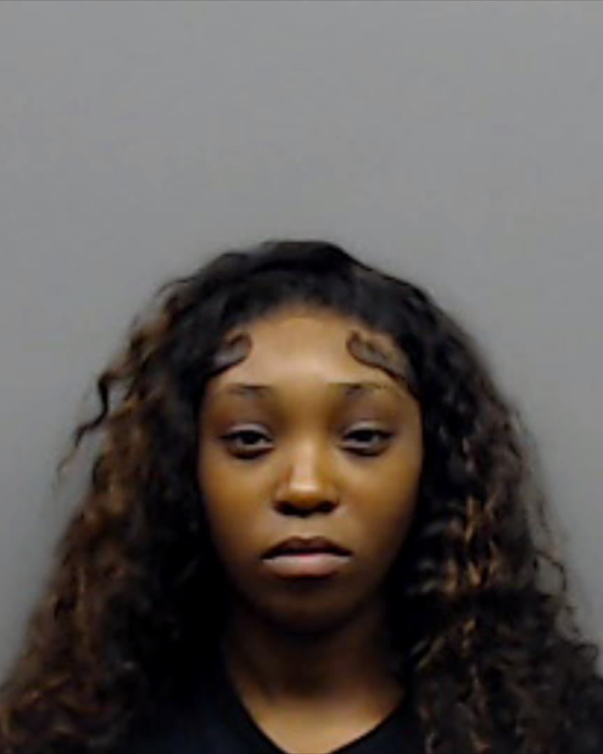GREEN-DIXON, MANIYA arrested by Smith County SO/PD
