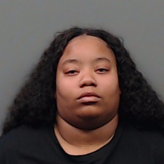 DAVIS, TYMARYON CONNISHIA arrested by Smith County Sheriff’s Office