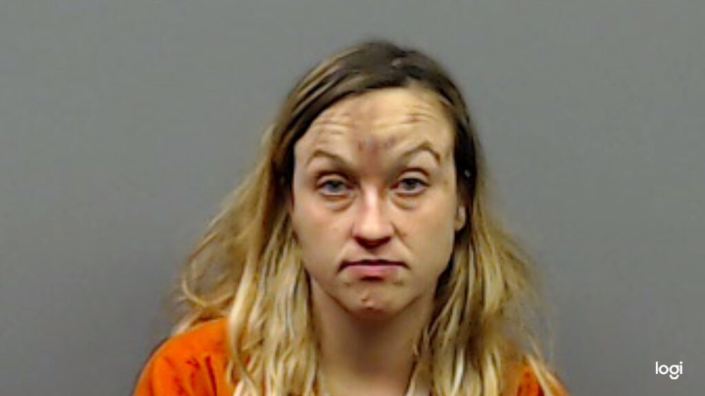 CAVINESS, KRYSTIAN RASHAE arrested in Smith County, Texas mugshot