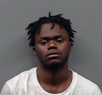 KINCADE, JACARRYAN arrested by Smith County Sheriff’s Office