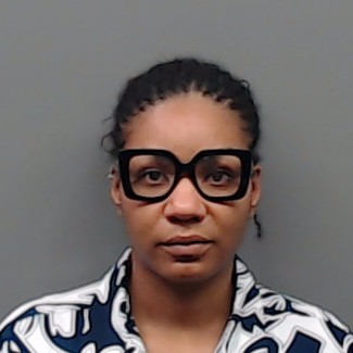 REEVES-MOORE, SHANEE KANDELL arrested by Smith County Sheriff’s Office
