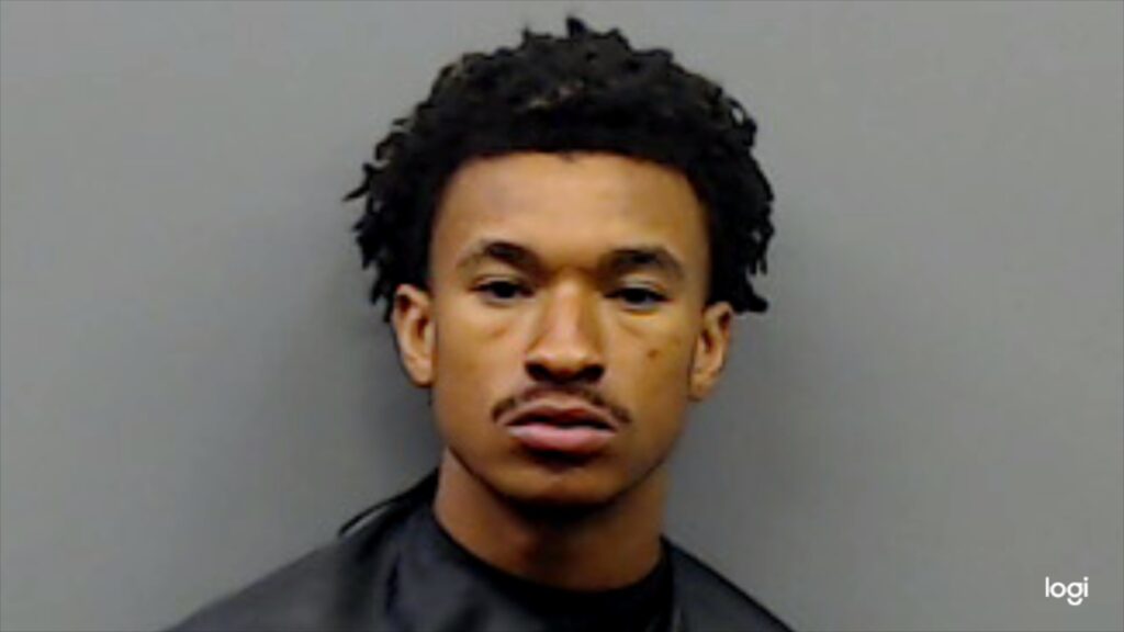 YOUNG-HENDERSON, TREAWN arrest record in Smith County, Texas YOUNG-HENDERSON, TREAWN arrested in Smith County, Texas mugshot