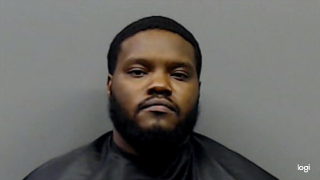 BROWN, BRUNTREVEUN JUJUAN arrest record in Smith County, Texas BROWN, BRUNTREVEUN JUJUAN arrested in Smith County, Texas mugshot