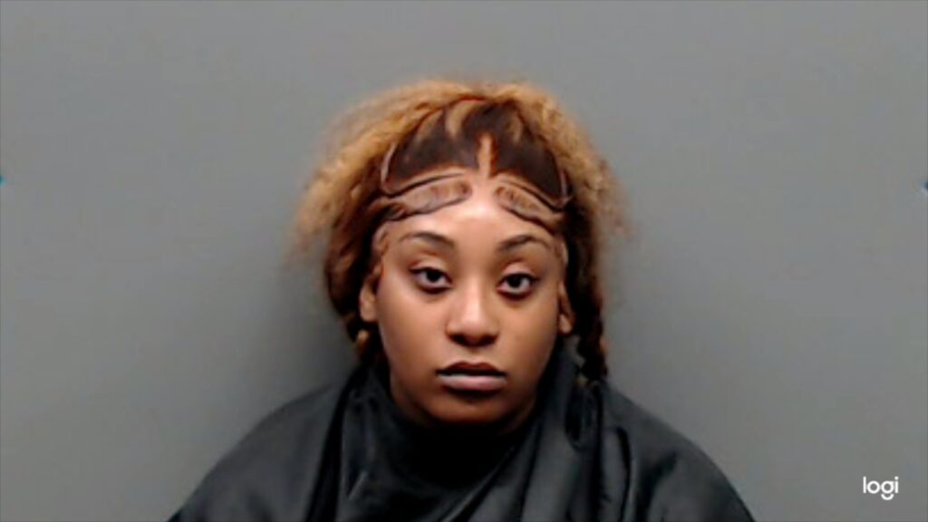 FLAKES, AVERYONA ASHAE ASHAUN arrested in Smith County, Texas mugshot