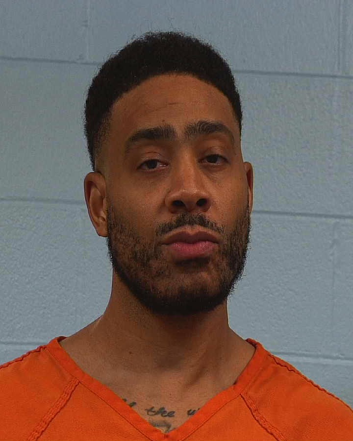 WIGGINS, DERRICK LAWAUN arrested by Williamson County PD/SO