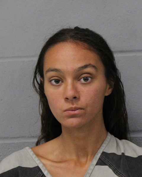 SELISHIA DRUMM arrested by APD