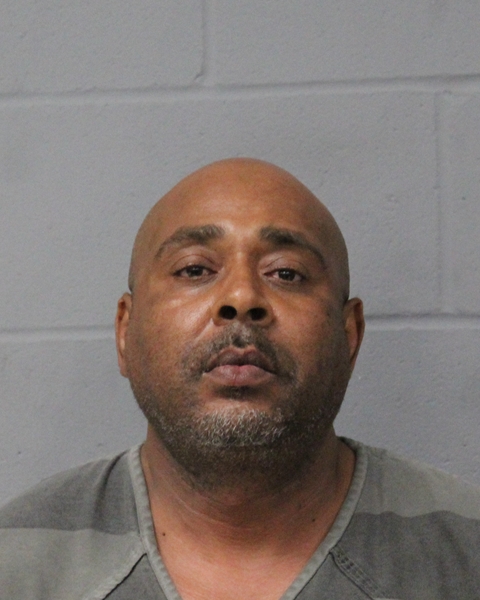DONTRELL GRIFFIS arrested by APD