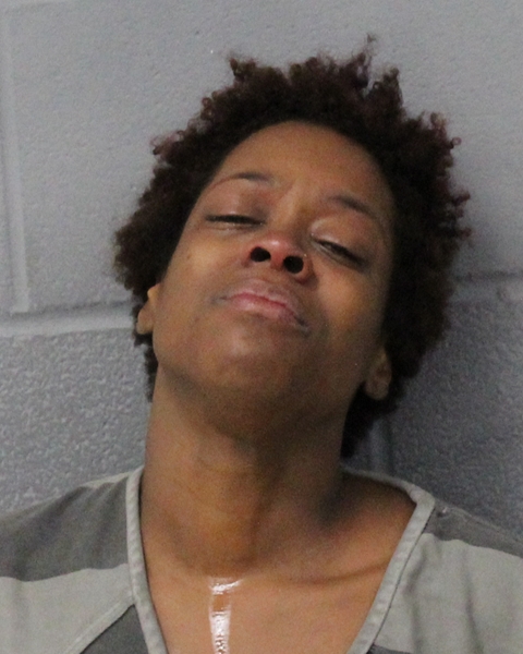 TAMEQUIA LINDSEY arrested by APD