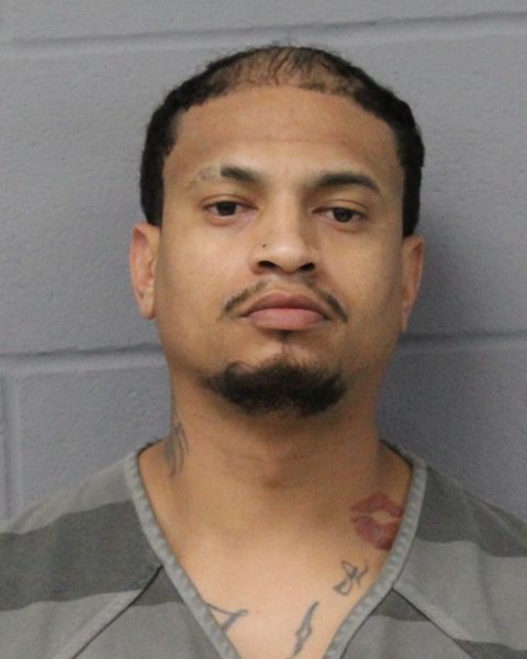DARIUS WHITE arrested by APD