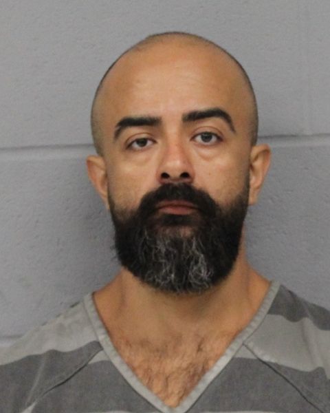 JOSE UGARTE-BNITEZ arrested by APD