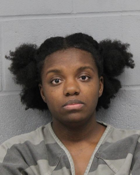 BRIATAH TRAVIS-EVANS arrested by APD
