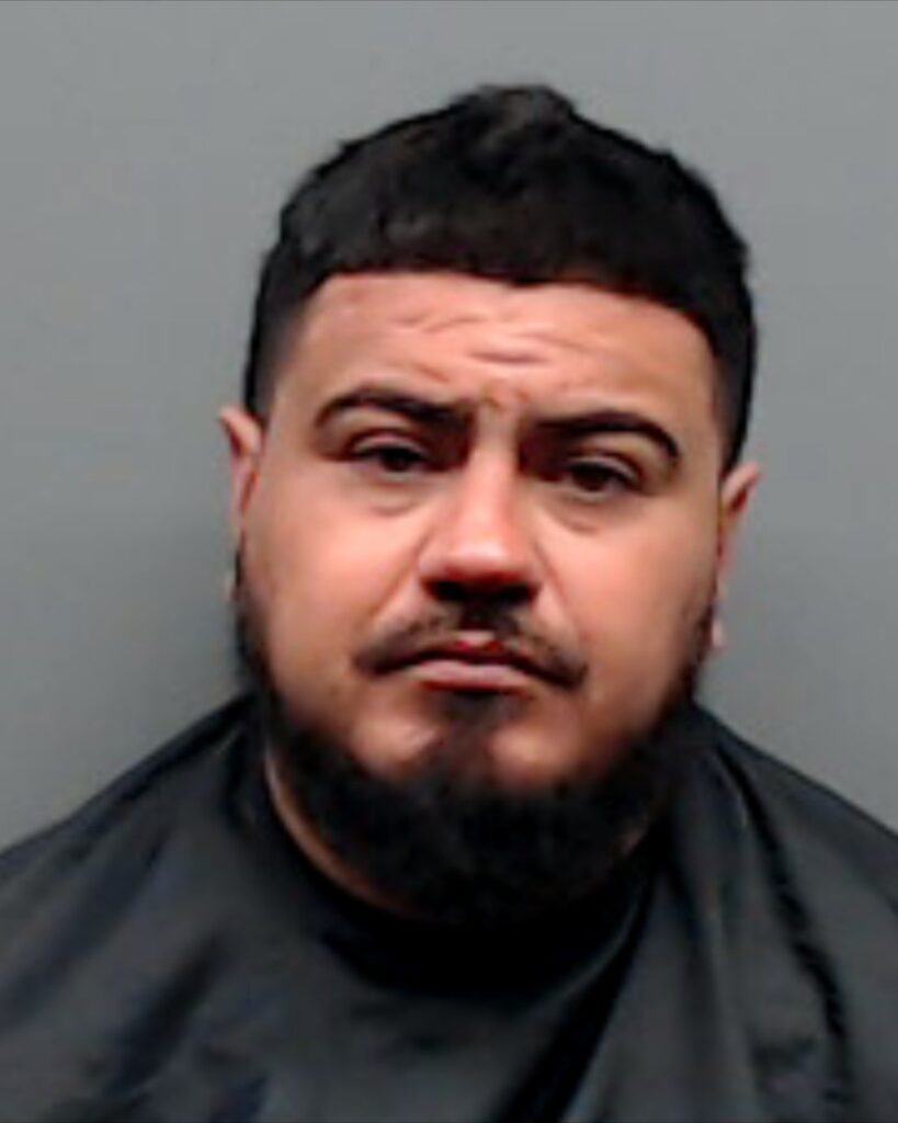 VAZQUEZ-RETANA, ROBERTO arrest record in Smith County, Texas VAZQUEZ-RETANA, ROBERTO arrested in Smith County, Texas mugshot