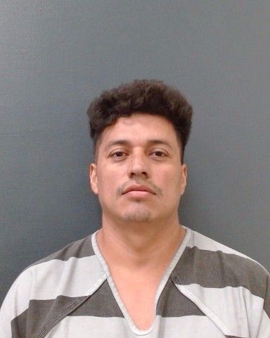 GARCIA-HERNANDEZ, CARLOS ROBERTO arrest record in Comal County, Texas GARCIA-HERNANDEZ, CARLOS ROBERTO arrested in Comal County, Texas mugshot